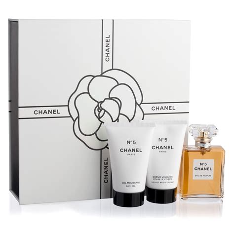 etherische olie set parfum chanel|chanel gift set.